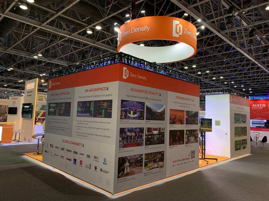 Custom exhibition stand builders creating an attractive trade show booth for brand promotion